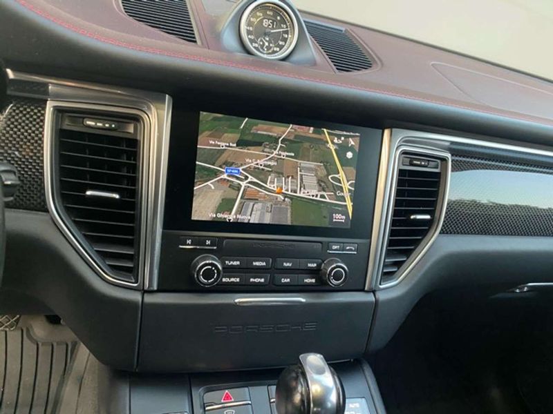 Porsche Macan • 2016 • 117,000 km 7