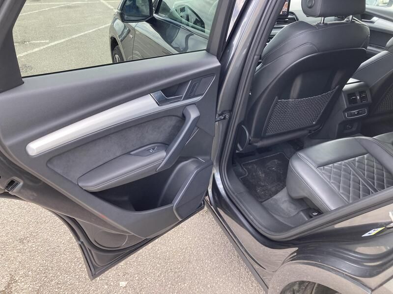 Audi Q5 Sportback • 2022 • 76,769 km 20