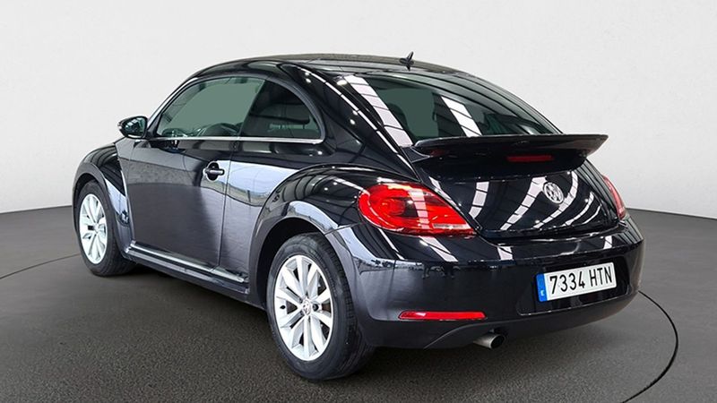 Volkswagen Beetle • 2013 • 111,279 km 4