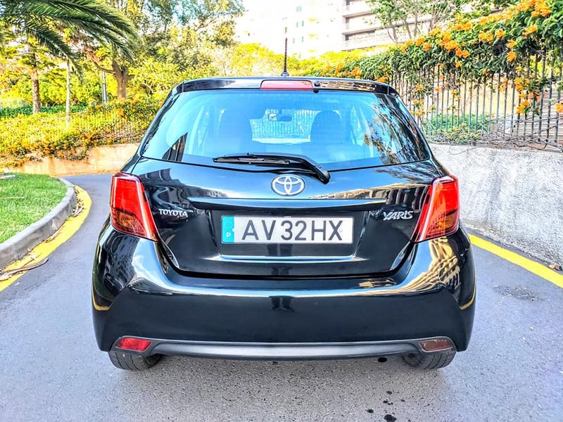 Toyota Yaris • 2015 • 85,000 km 3