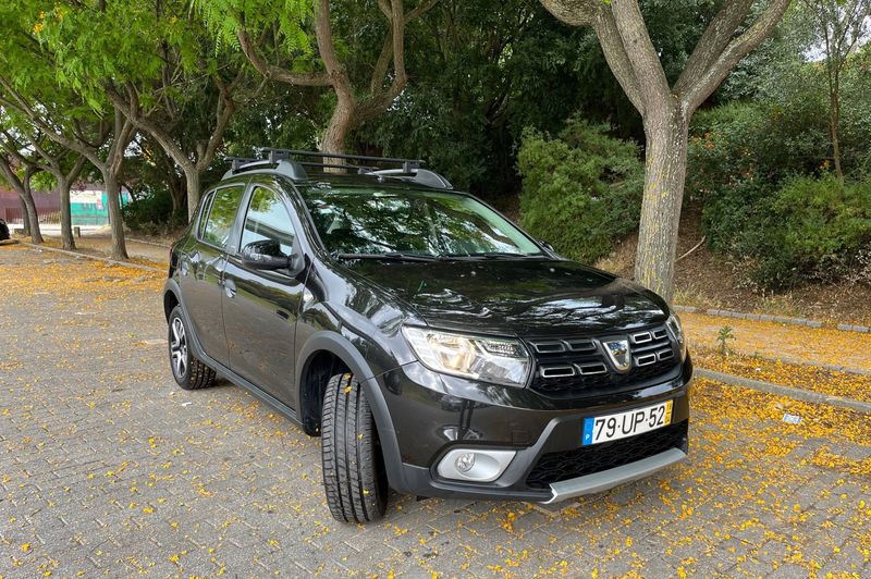 Dacia Sandero • 2018 • 19,999 km 5