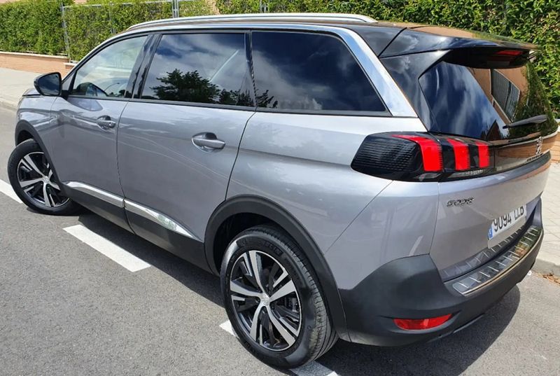 Peugeot 5008 • 2020 • 24,000 km 4