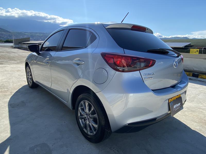 Mazda 2 • 2021 • 8,000 km 2
