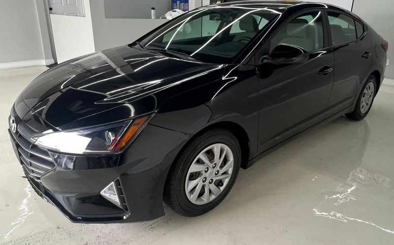 Hyundai Elantra • 2019 • 20,777 km 2