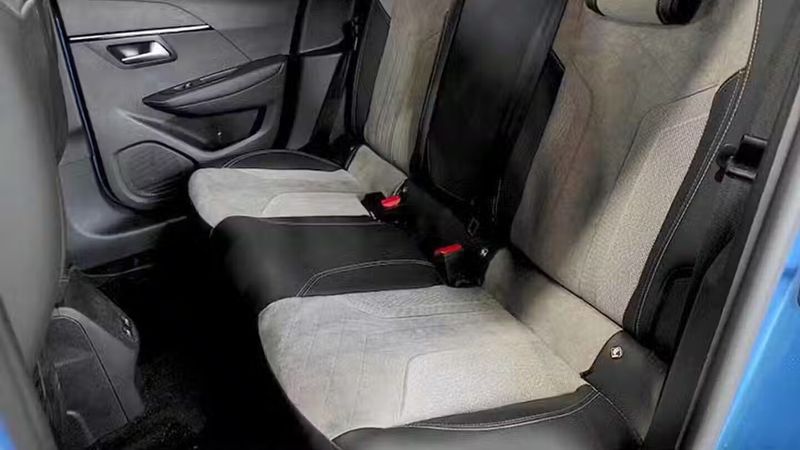 Peugeot 207 • 2020 • 68,344 km 8