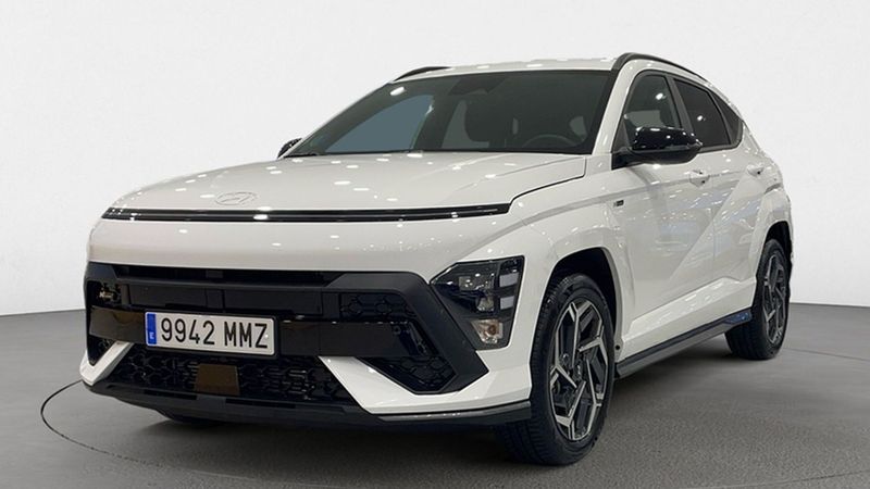 Hyundai Kona • 2024 • 17,405 km 1