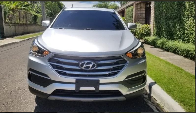 Hyundai Santa Fe • 2018 • 98,000 km 6
