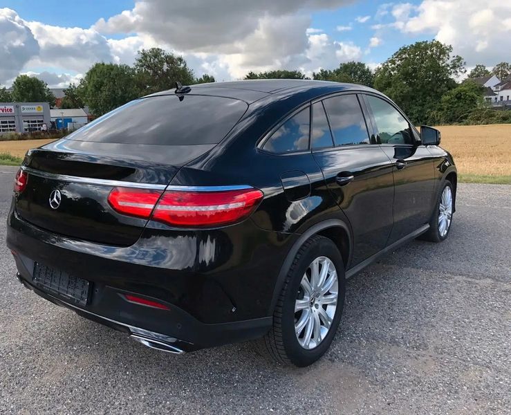 Mercedes-Benz GLE-Class Coupe • 2018 • 81,600 km 4