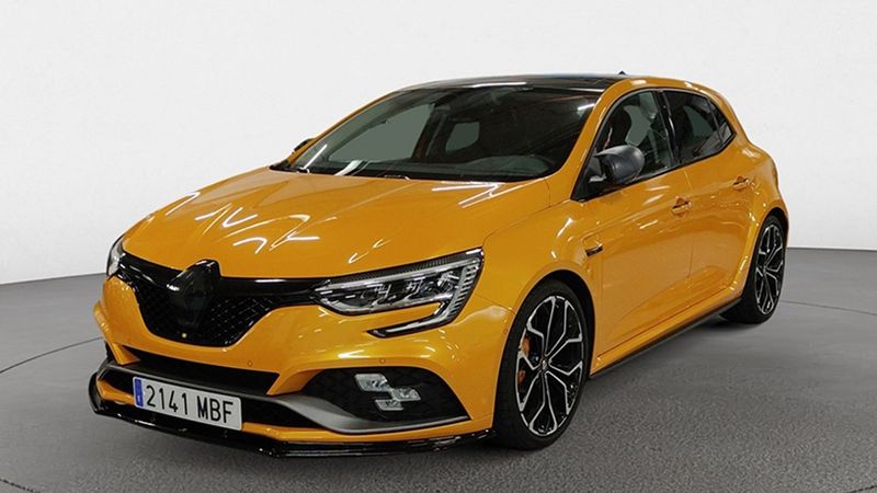 Renault Mégane • 2022 • 25,761 km 2