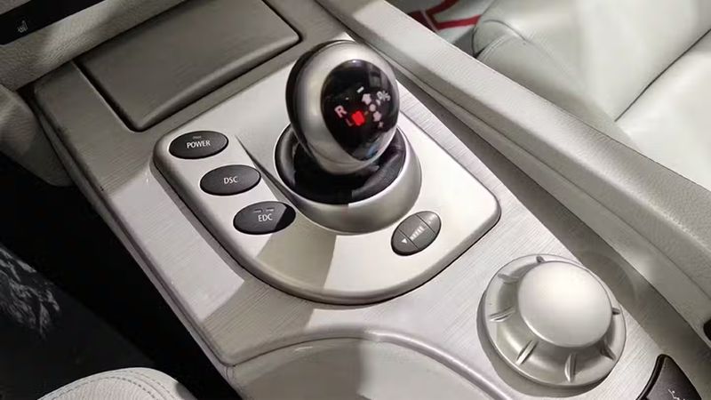 BMW M5 • 2005 • 128,123 km 5