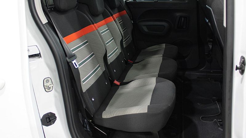 Citroën Berlingo • 2023 • 29,219 km 11