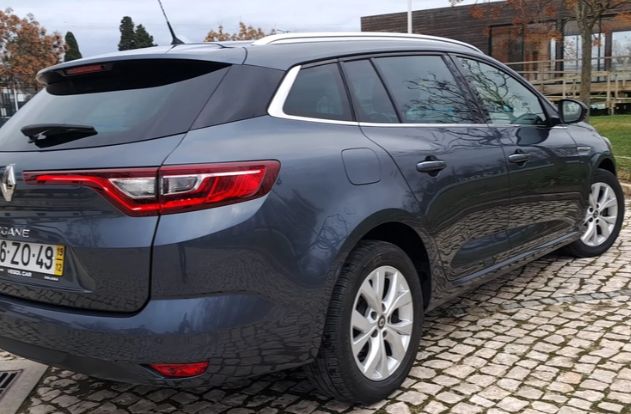 Renault Mégane • 2019 • 132,000 km 2
