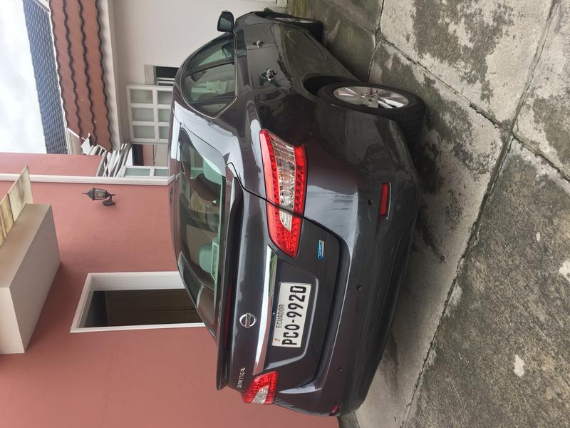 Nissan Sentra • 2015 • 80,000 km 2