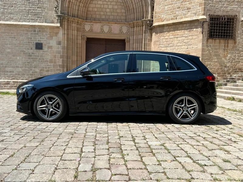 Mercedes-Benz Class B • 2020 • 60,500 km 12