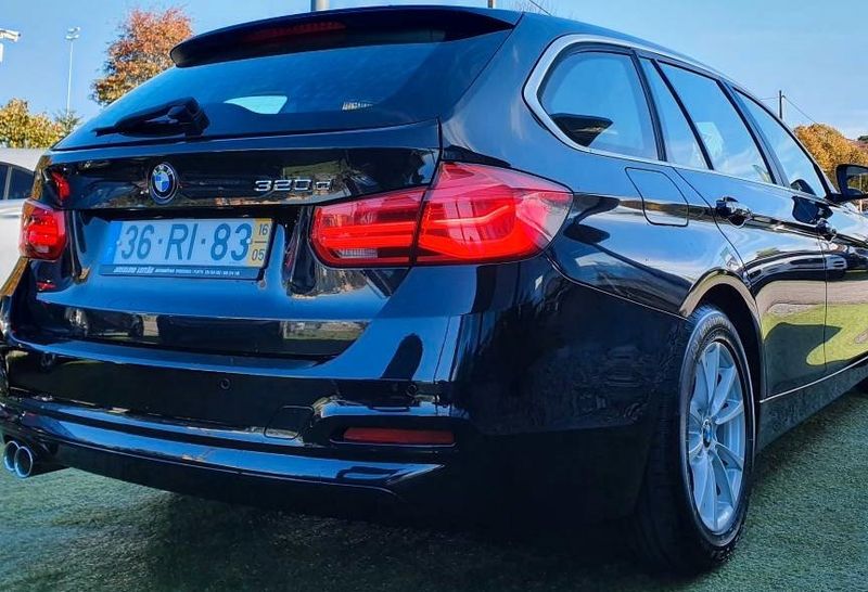 BMW i3 • 2016 • 140,000 km 2