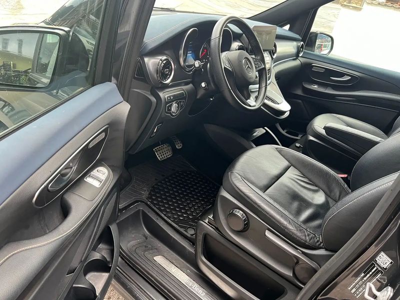 Mercedes-Benz E-Class • 2021 • 44,900 km 4