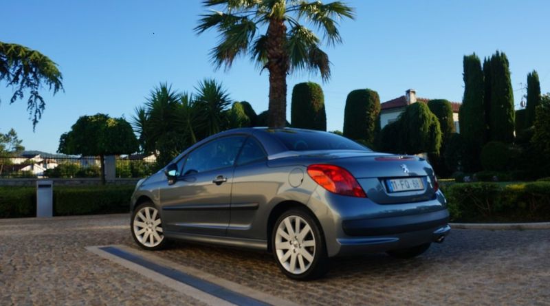 Peugeot 207 • 2008 • 108,000 km 2
