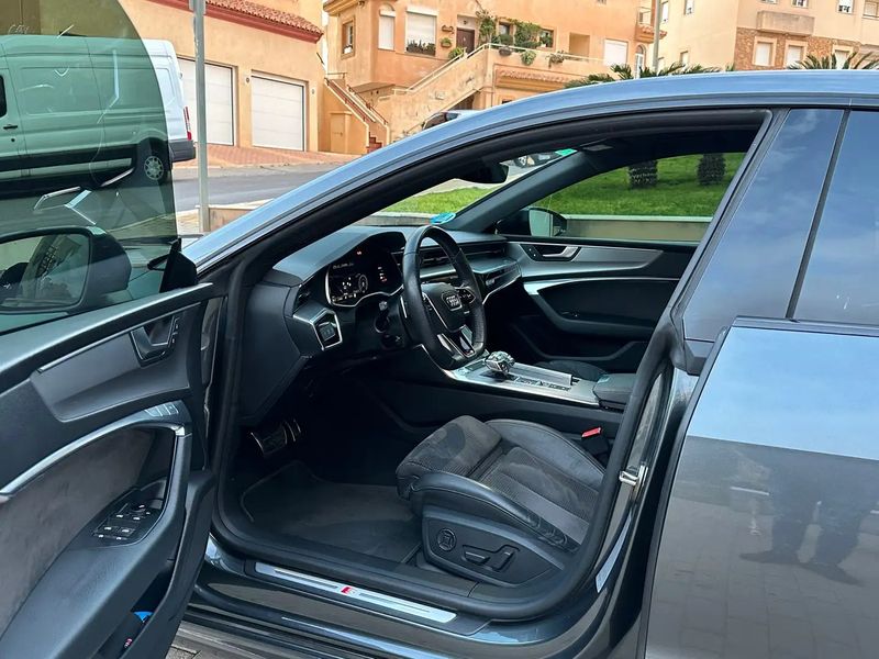 Audi A7 • 2020 • 87,953 km 2