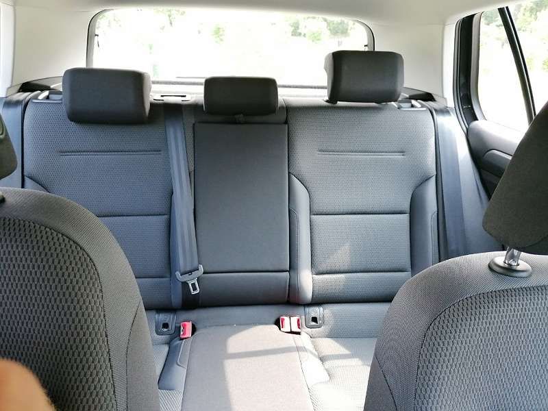 Volkswagen e-Golf • 2018 • 105,500 km 8