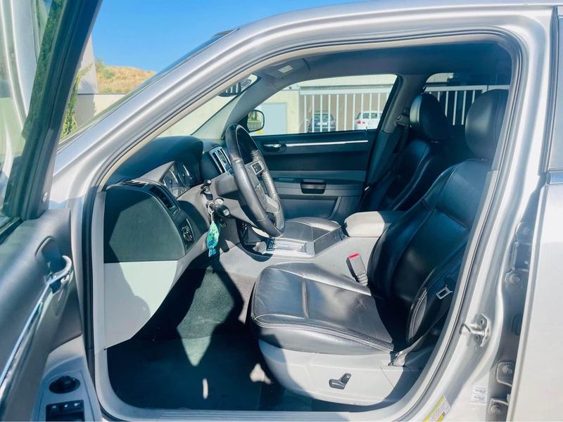 Chrysler 300 C • 2009 • 156,000 km 6