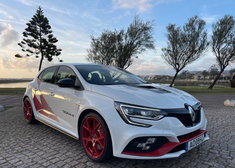 Renault Mégane • 2022 • 5,000 km 1