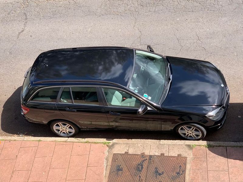 Mercedes-Benz C • 1989 • 145,000 km 2