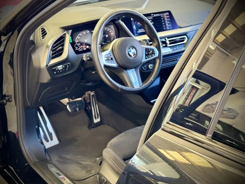 BMW 1 Series • 2021 • 51,000 km 12