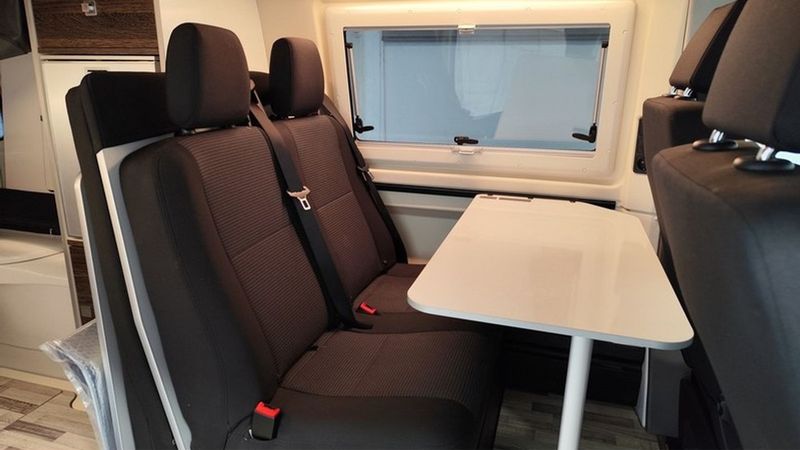 Volkswagen Multivan • 2023 • 28,109 km 11