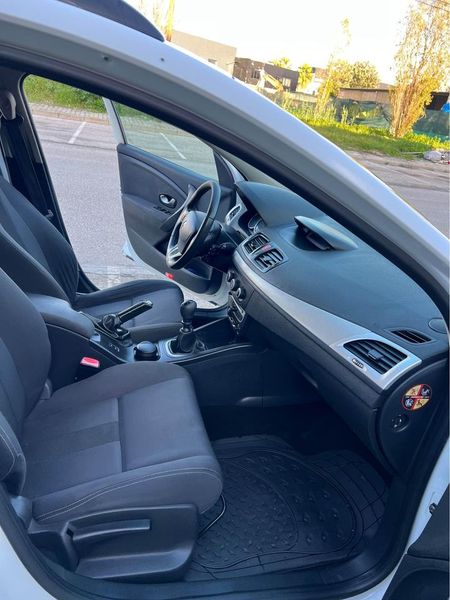 Renault Mégane • 2011 • 300,000 km 2