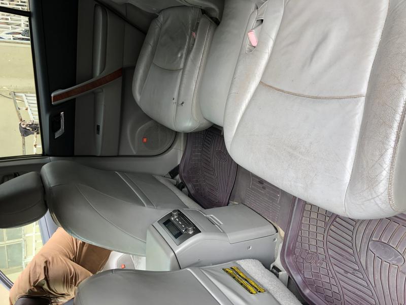 Toyota Highlander • 2008 • 28,000 km 10