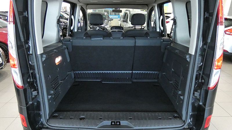 Renault Kangoo • 2015 • 140,672 km 6