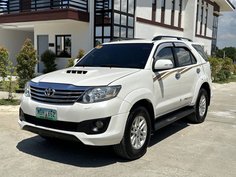 Toyota Fortuner • 2013 • 88 km 1