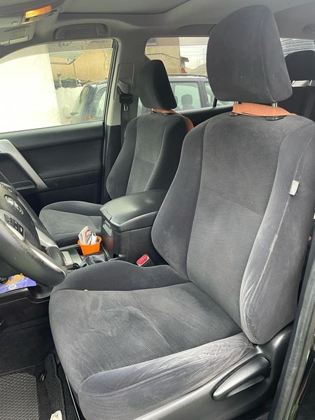 Toyota Land Cruiser • 2012 • 21 km 2