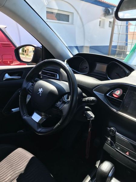 Peugeot 308 • 2014 • 204,250 km 3