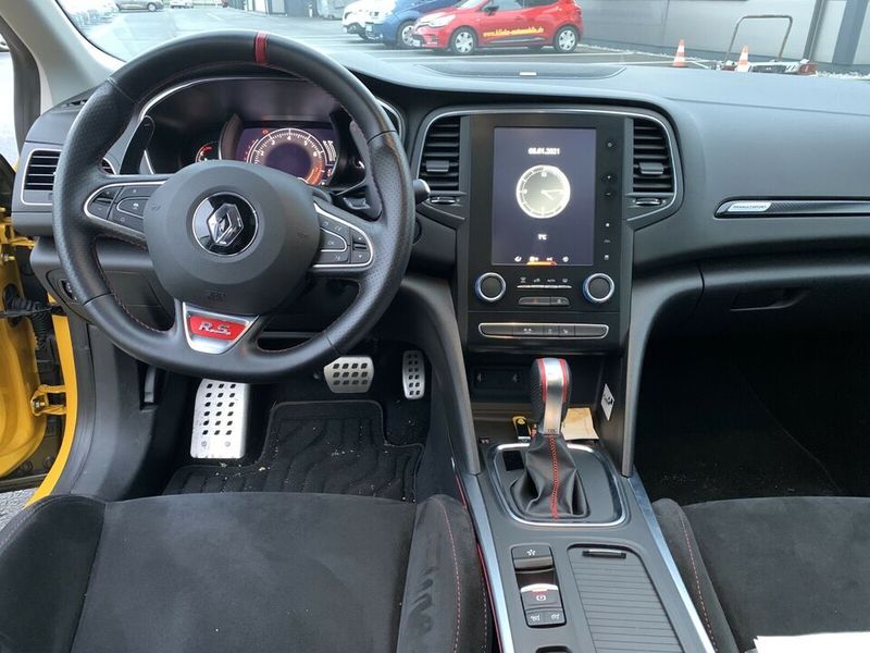 Renault Mégane • 2019 • 46,000 km 5