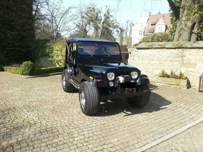 Jeep Cherokee • 1980 • 73,000 km 1