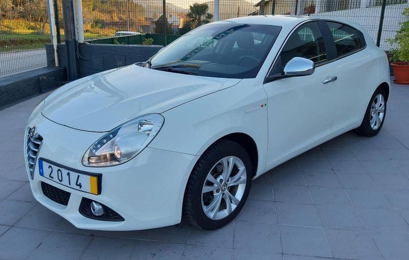 Alfa Romeo Giulietta • 2014 • 150,000 km 1