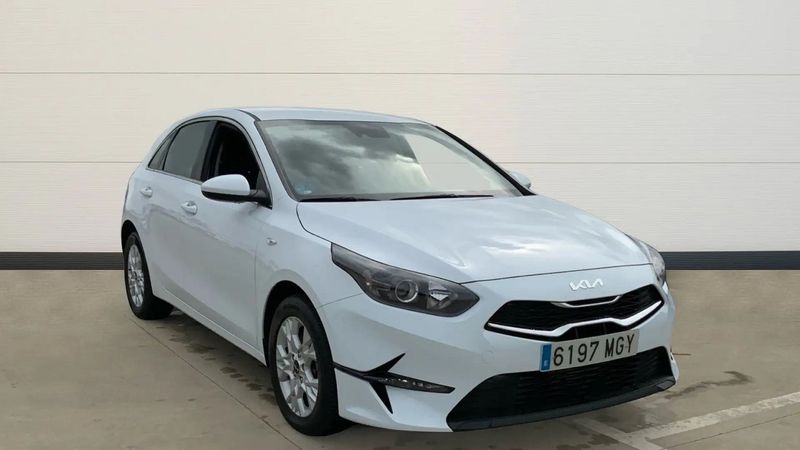 Kia Cee`d • 2023 • 10,600 km 11