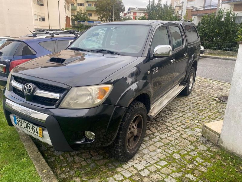 Toyota Hilux • 2007 • 219,000 km 2
