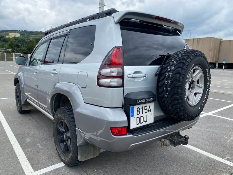 Toyota Land Cruiser • 2004 • 6,000 km 4