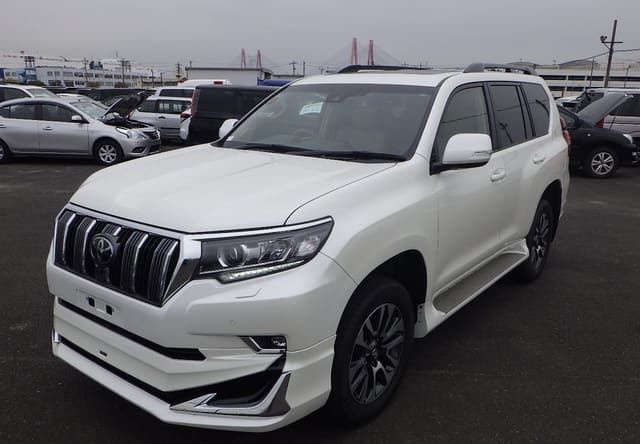 Toyota Land Cruiser • 2020 • 32,124 km 1