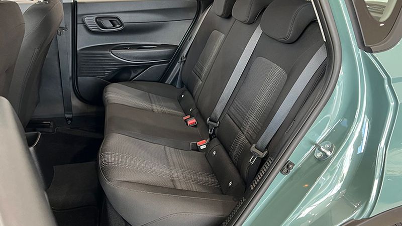 Hyundai Kona • 2023 • 21,203 km 9