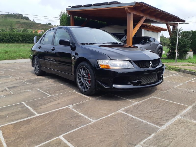 Mitsubishi Lancer Evolution • 2006 • 65,000 km 4