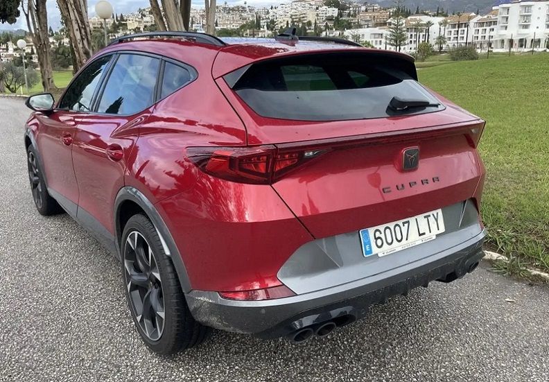 Seat Leon • 2021 • 59,000 km 3
