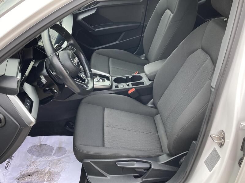 Audi A3 • 2022 • 53,384 km 6