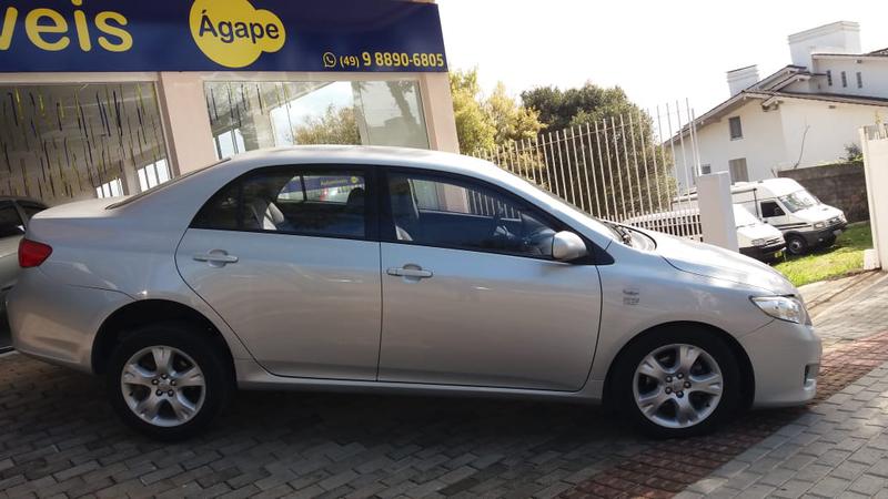 Toyota Corolla • 2011 • 119,000 km 3