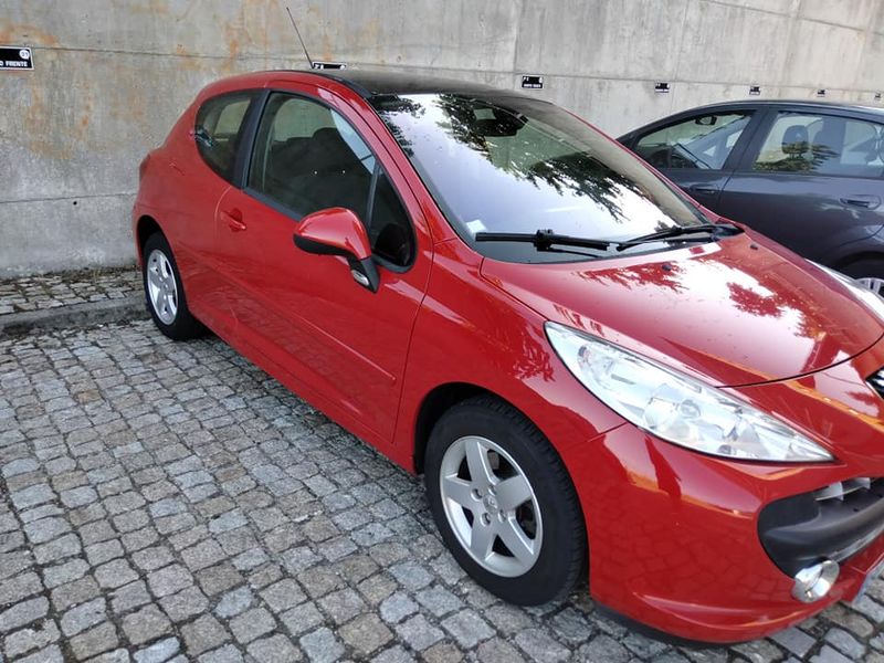 Peugeot 207 • 2008 • 124,000 km 3
