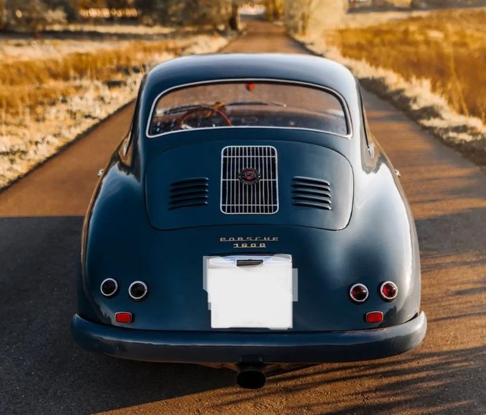 Porsche 928 • 1957 • 40,000 km 4