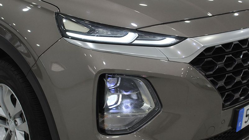 Hyundai Santa Fe • 2019 • 107,242 km 6