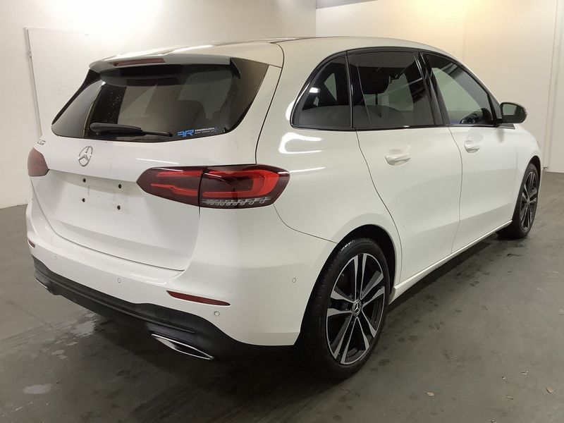 Mercedes-Benz Class B • 2020 • 36,100 km 3